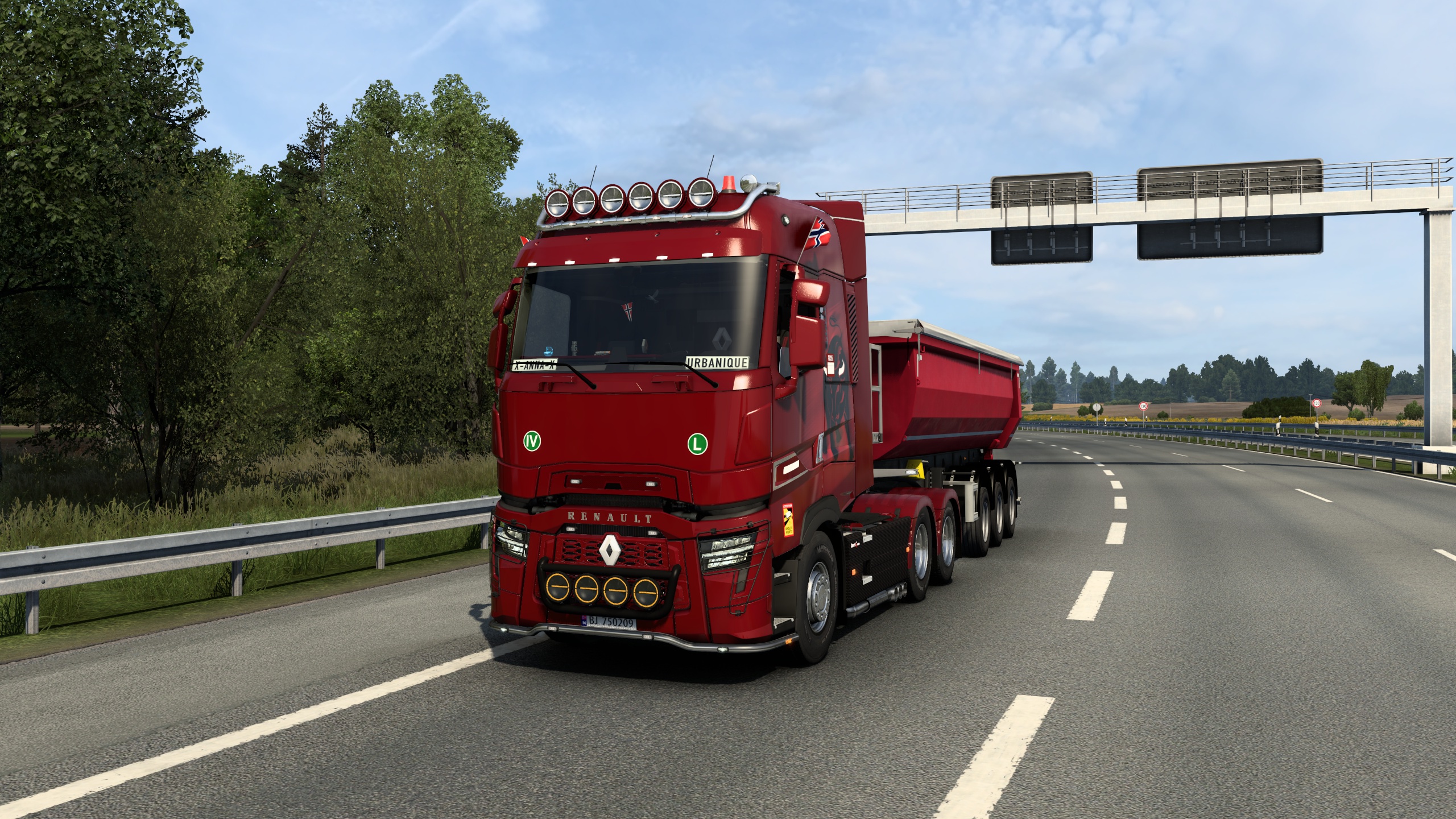 Image by urbanique75