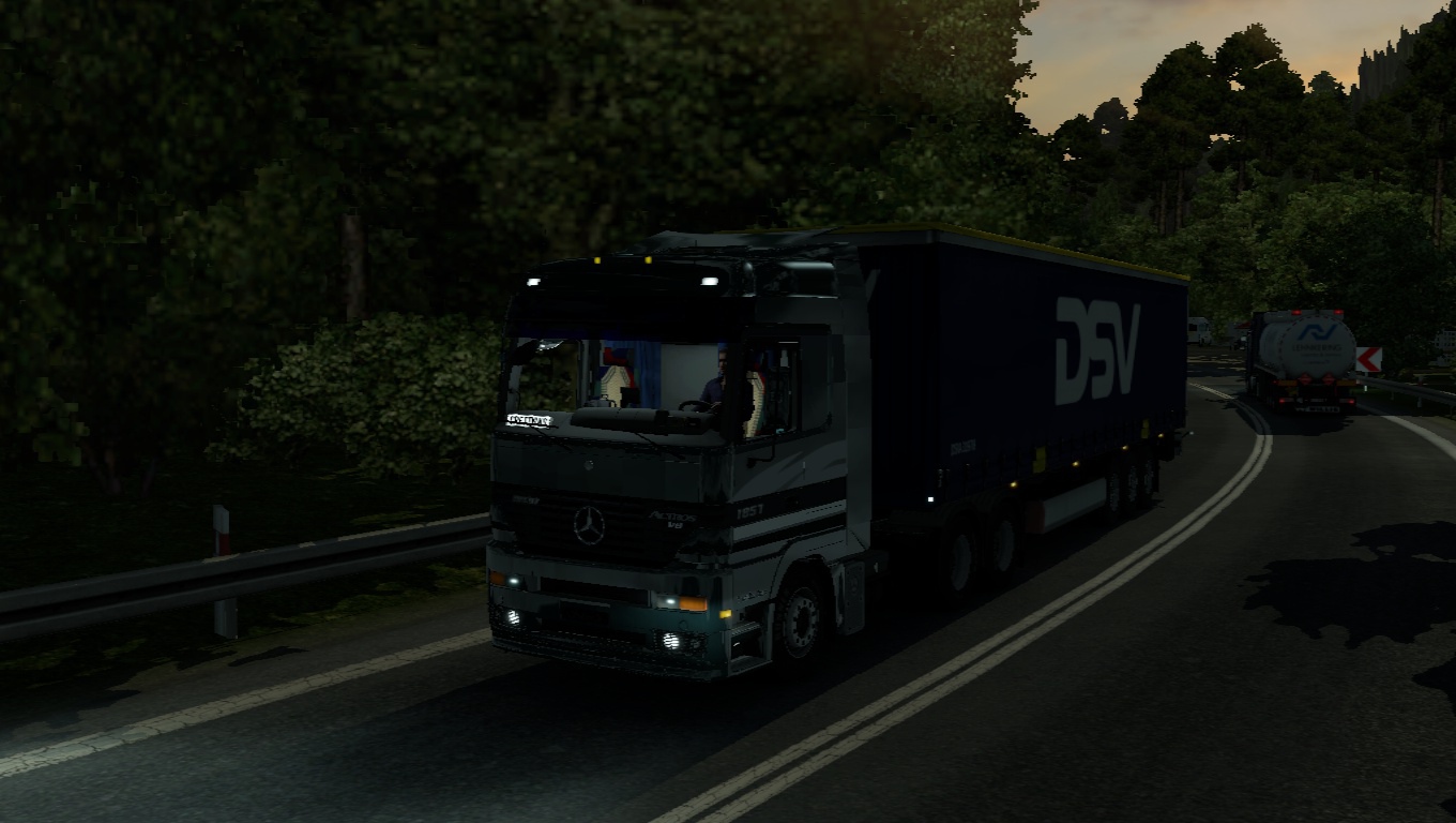 Image by CraftingTwins