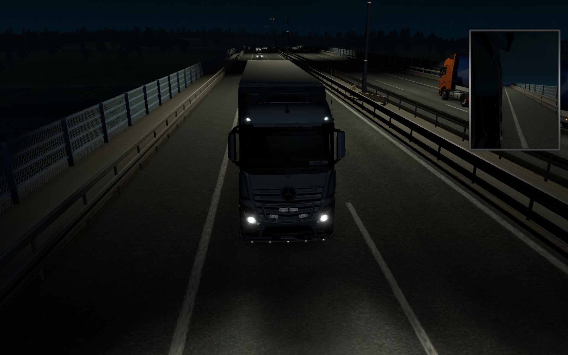Image by maxsymos