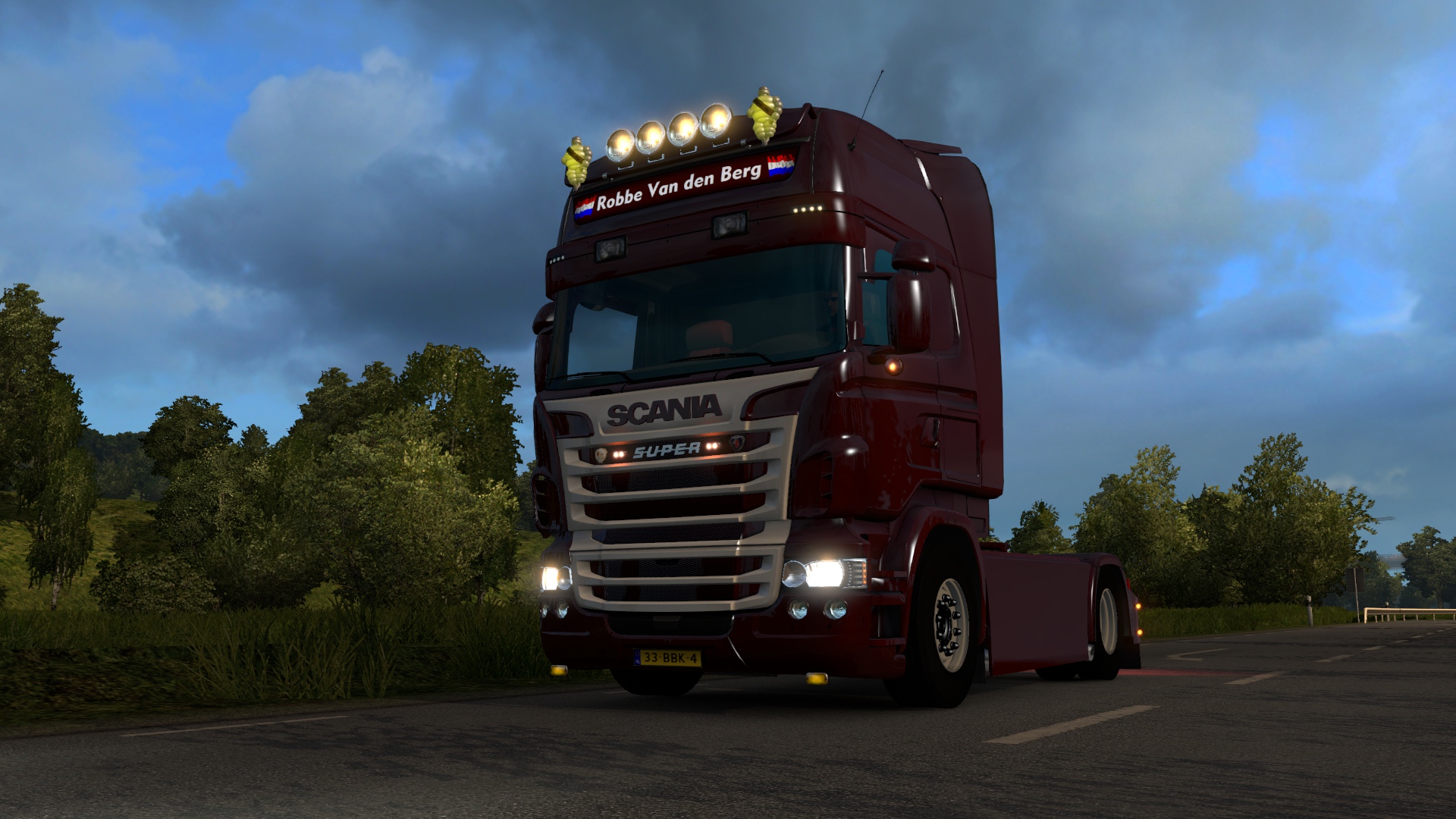 Image by robbevandenberg