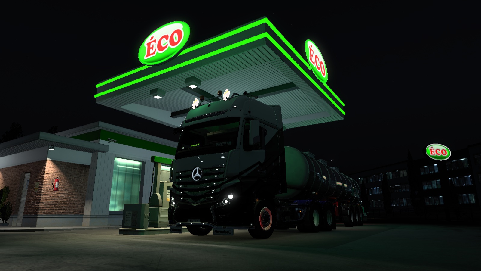 Image by thomasthamrt