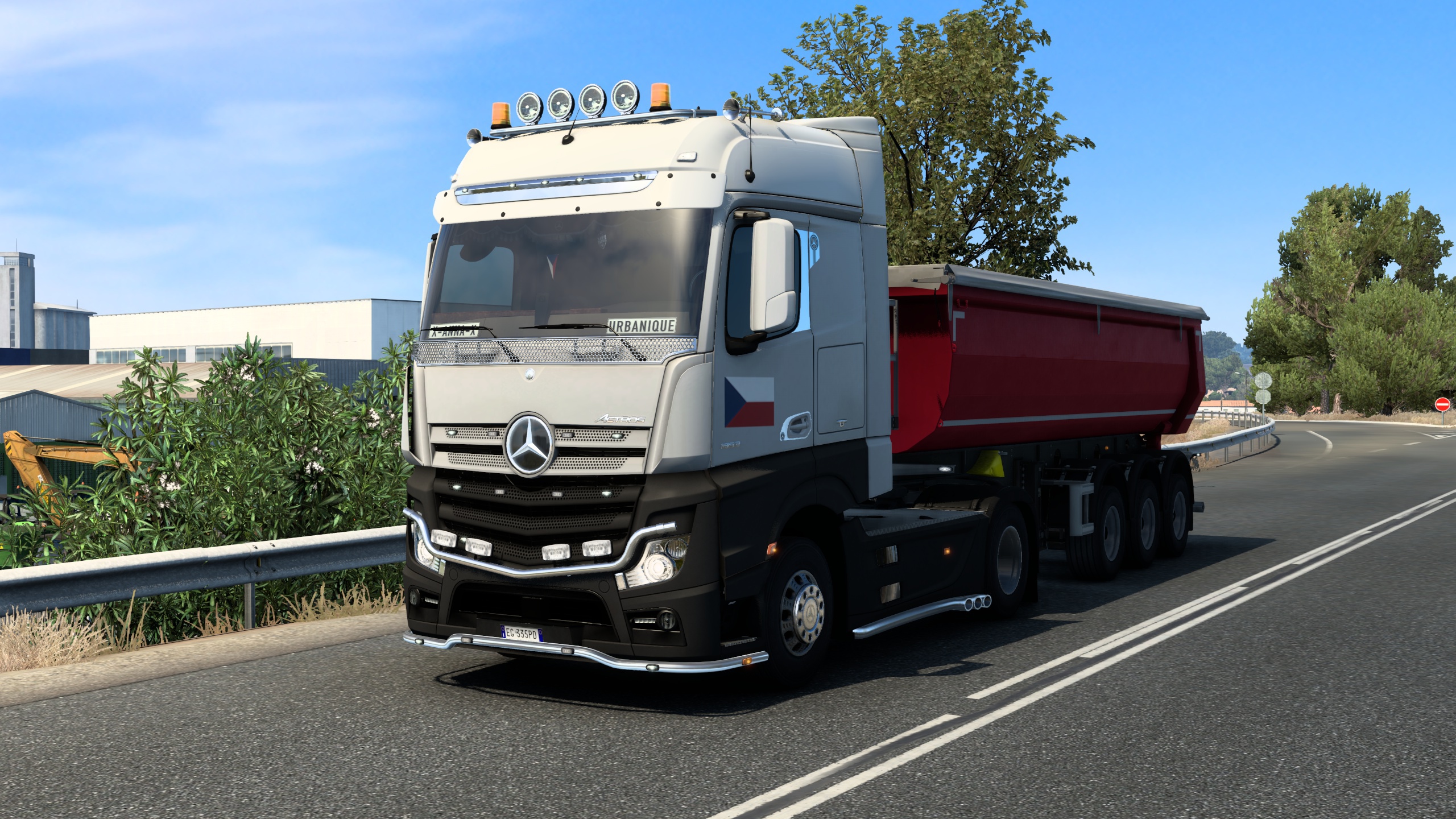 Image by urbanique75