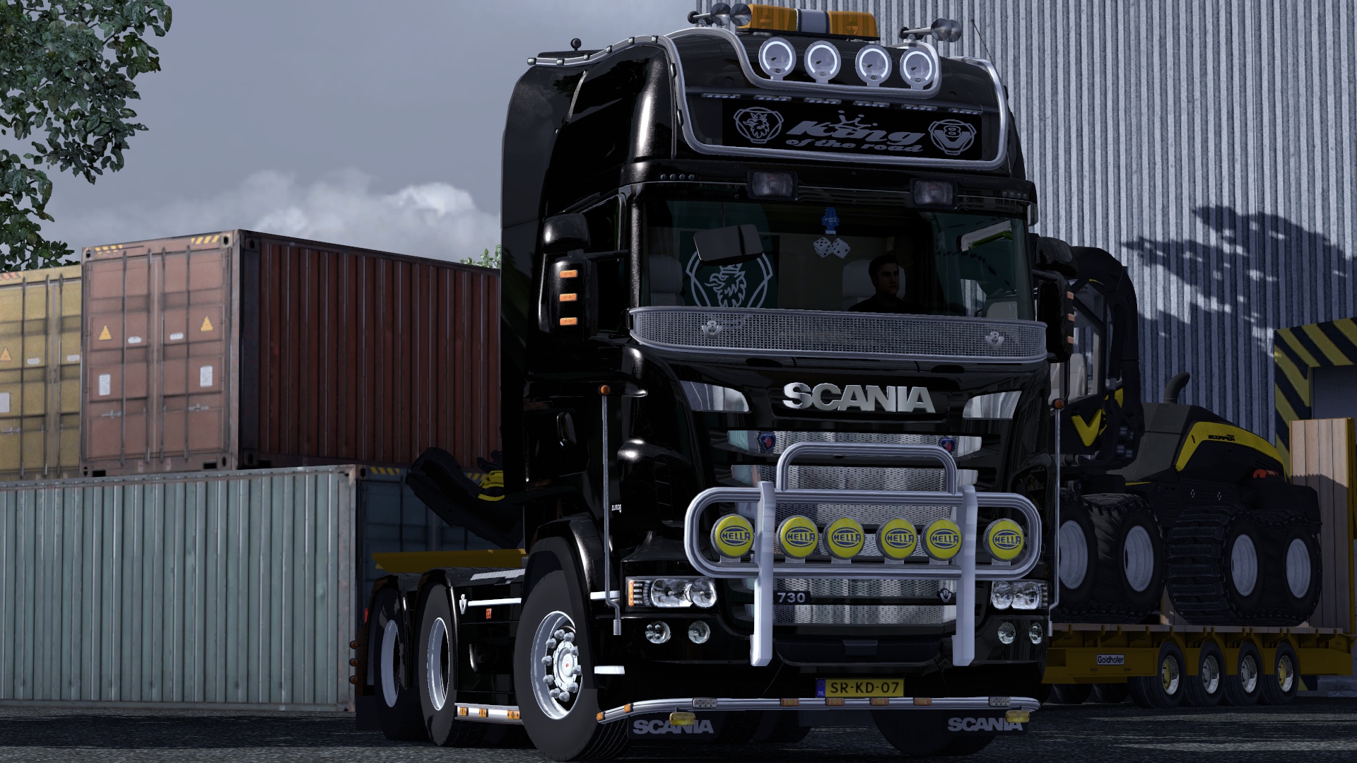 Image by HeinShouyya