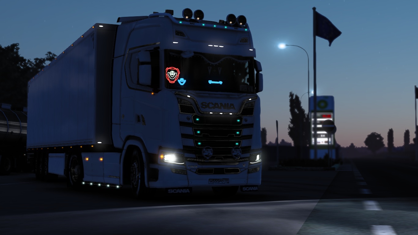 Image by 0_0DEVERSANT0_0