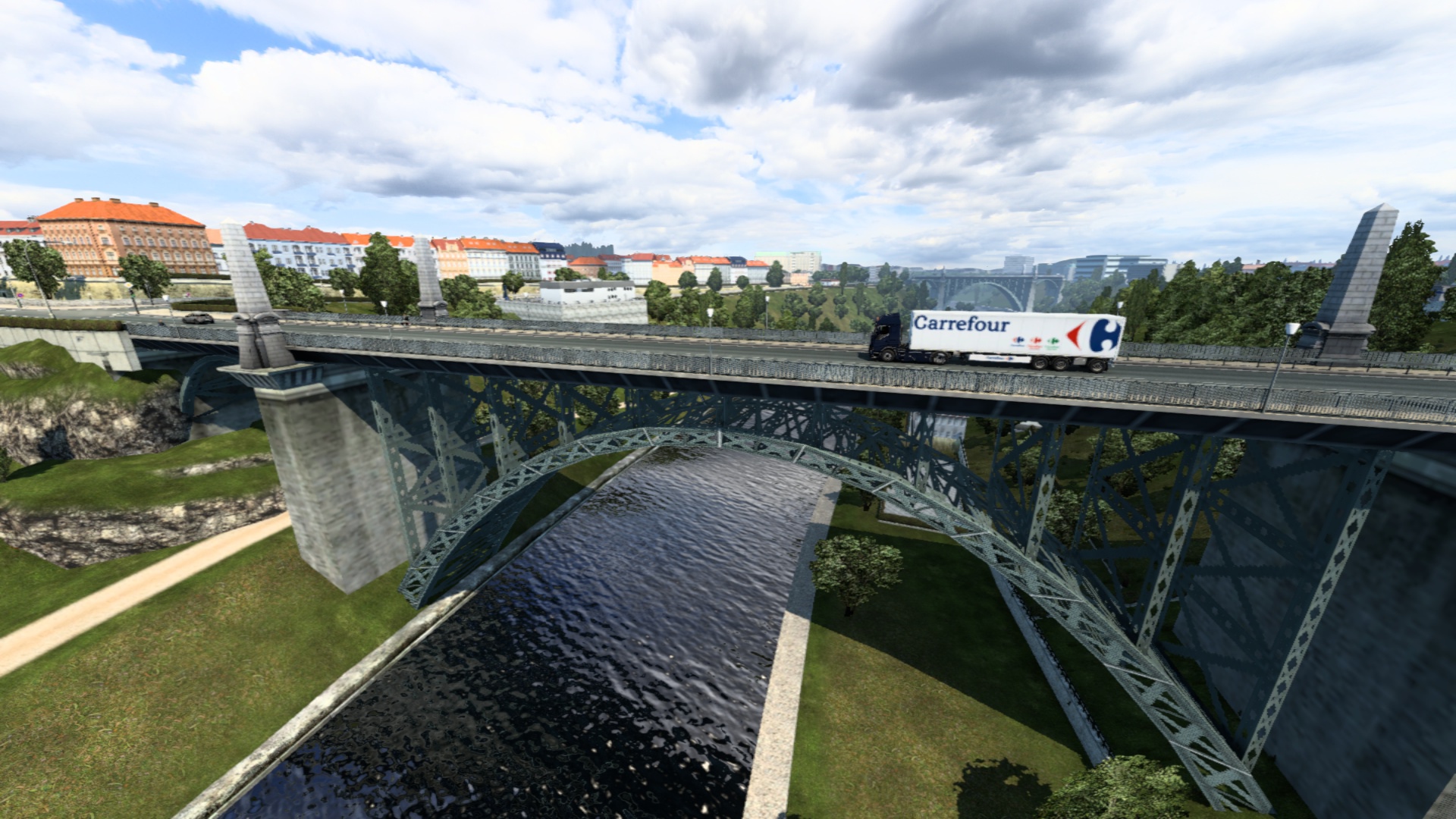 Image by HortenseToe116