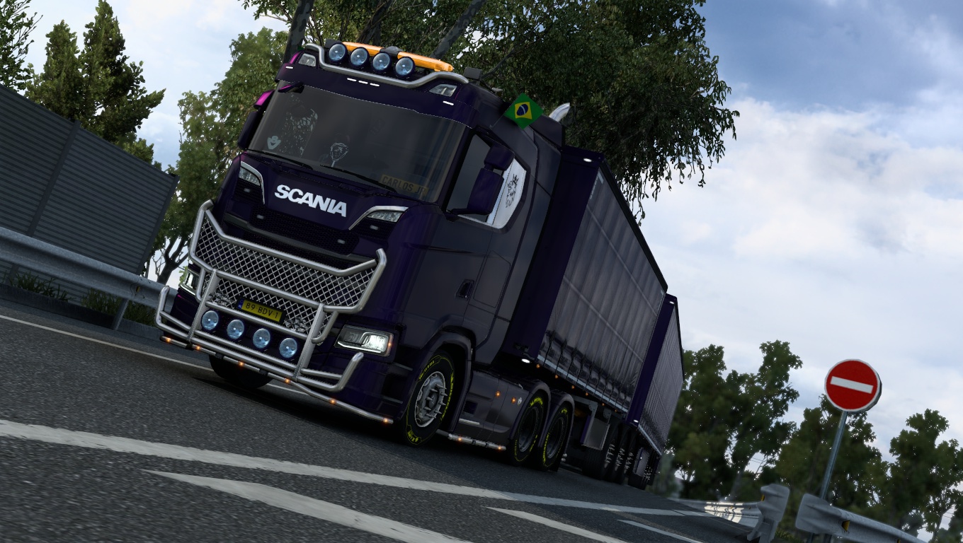 Image by __CarlosJr__