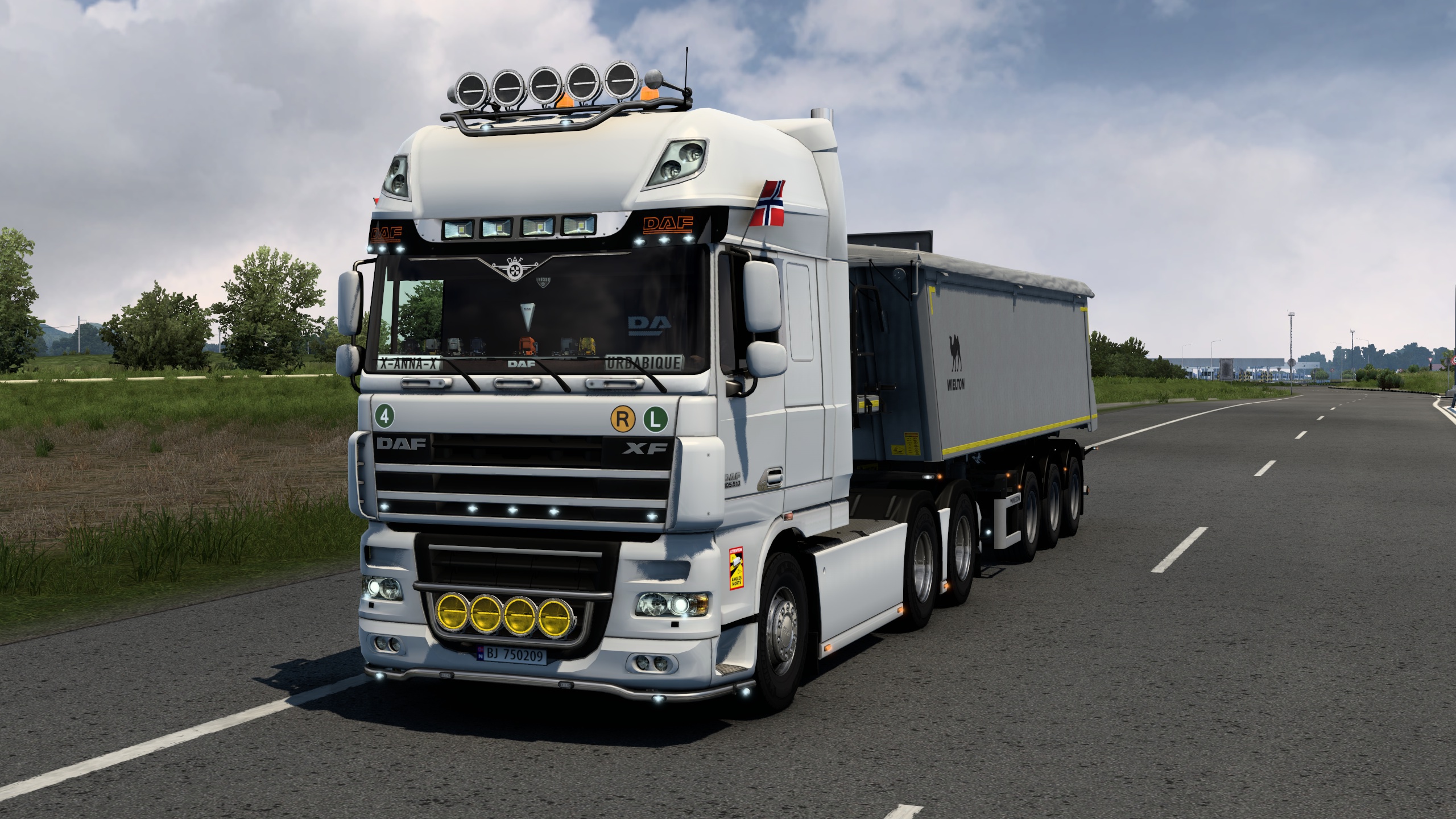 Image by urbanique75