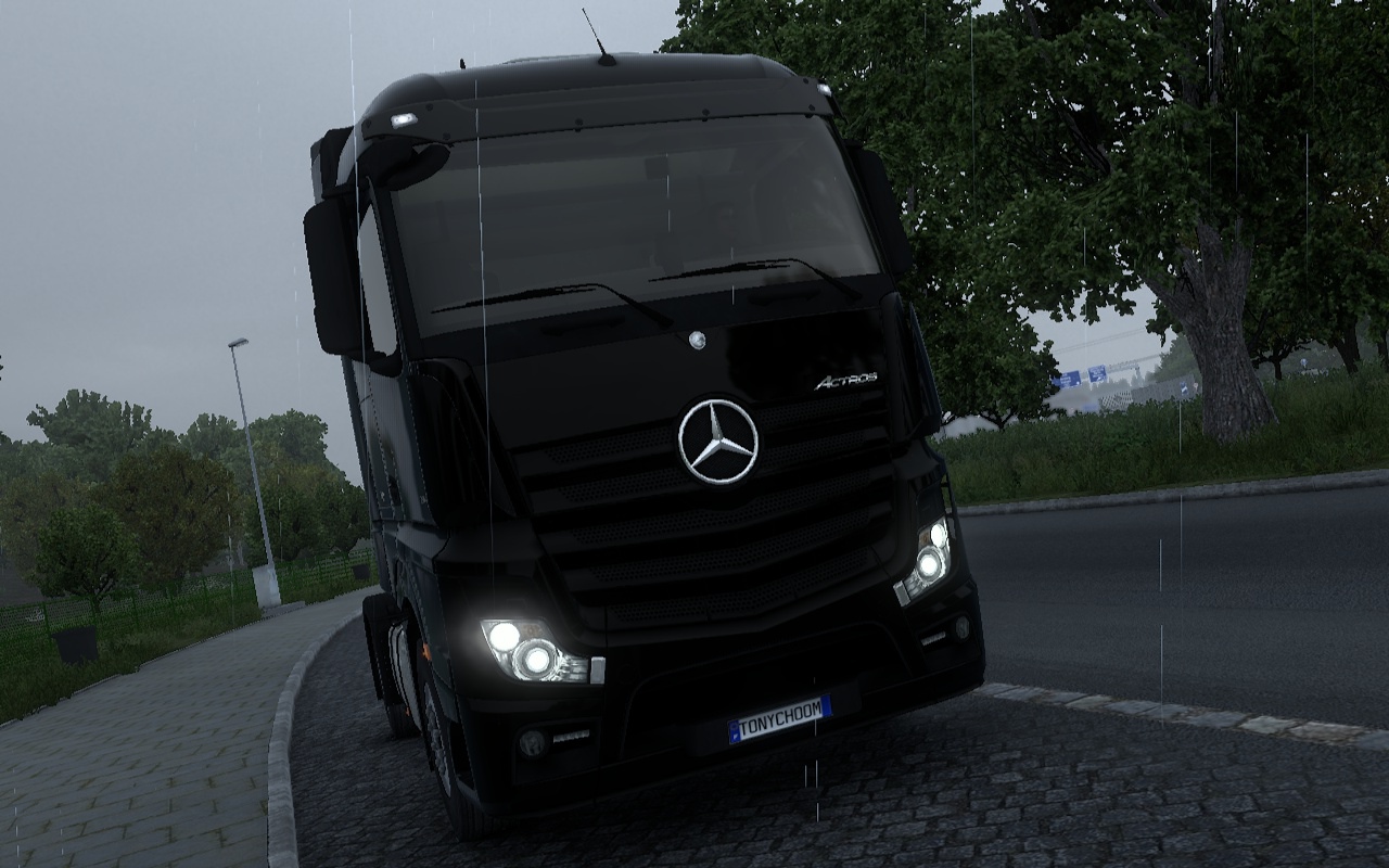 Image by TonyChoom77