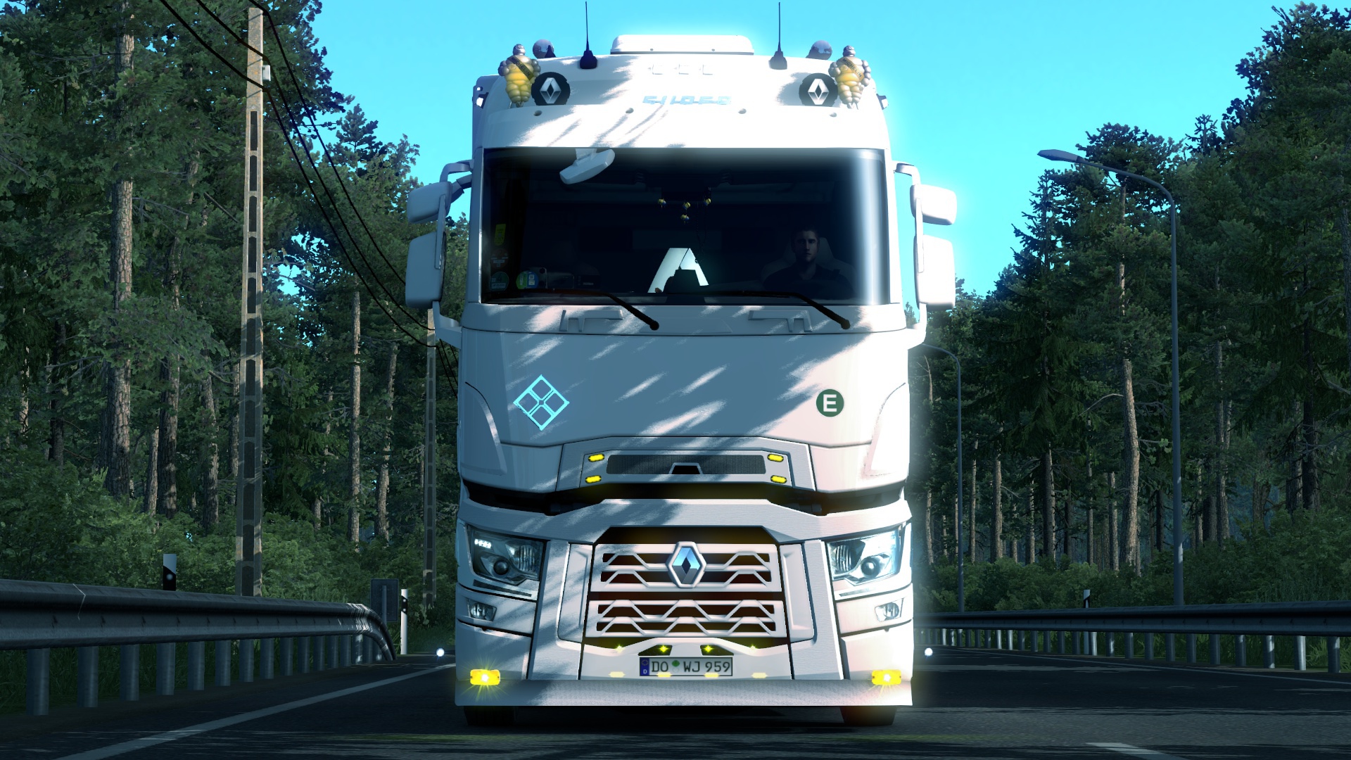 Image by mauvizcaino246