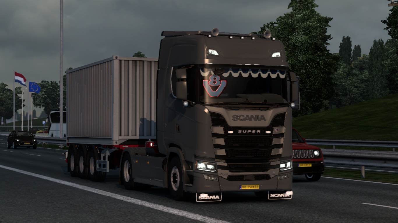 Image by basvandekken