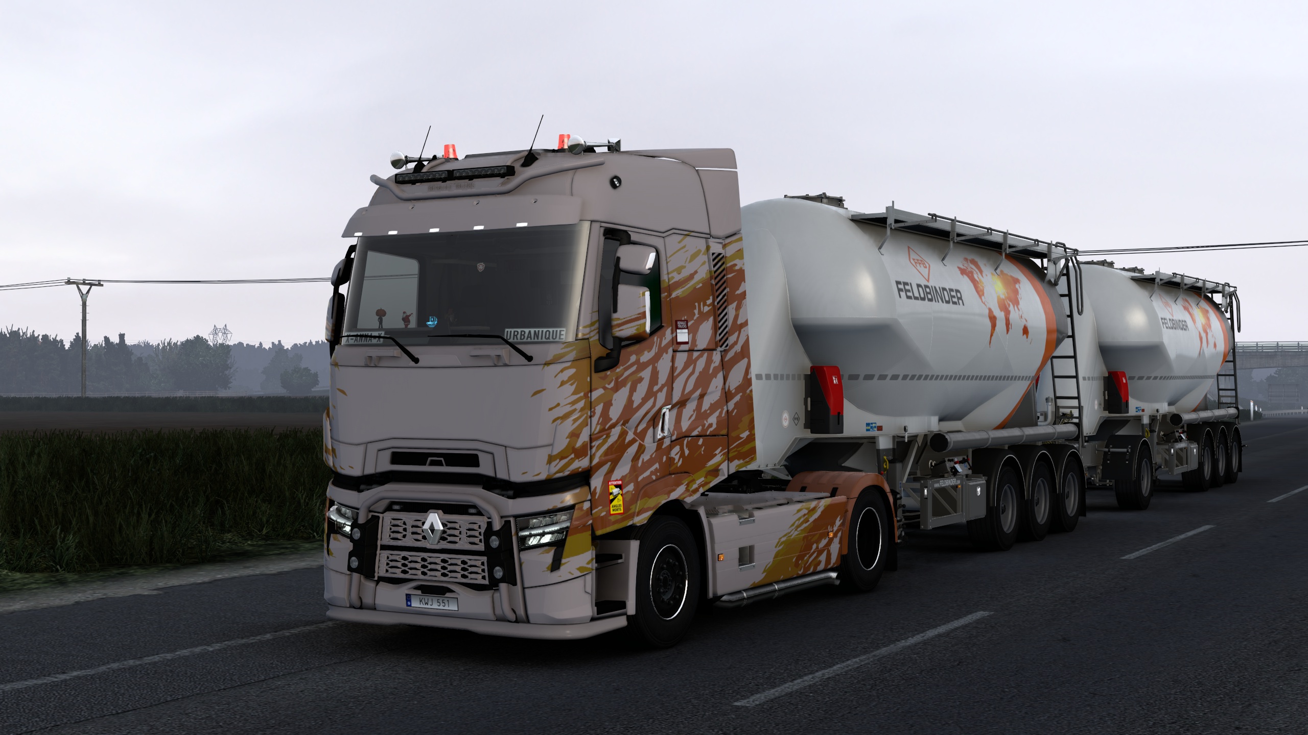 Image by urbanique75