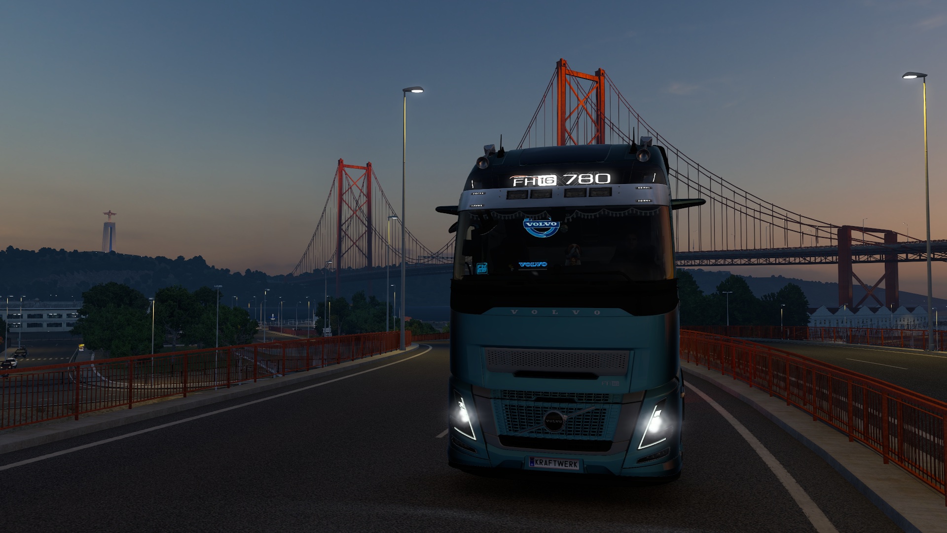 Image by RoundTheBend6