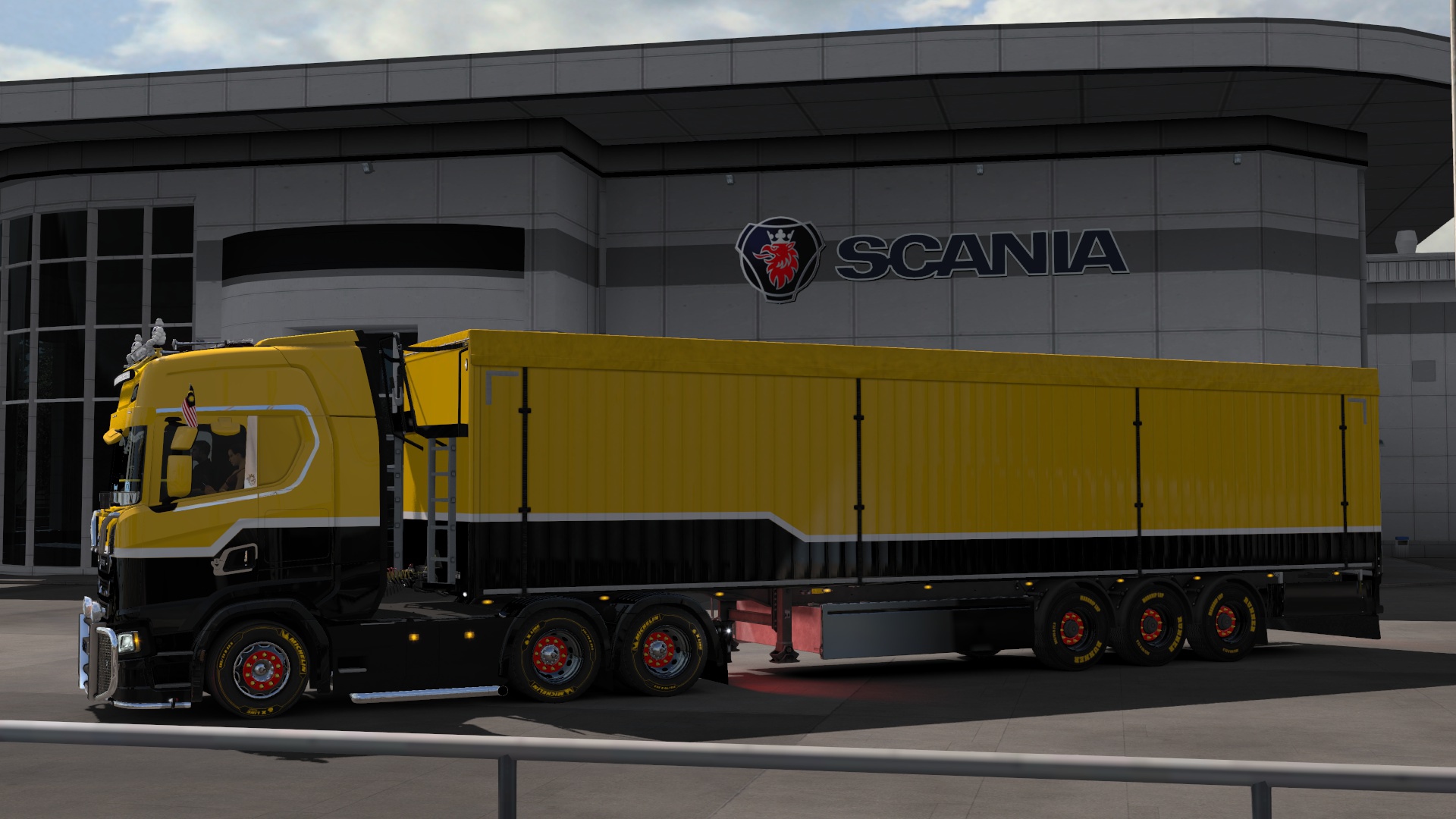 Image by RyoYashimura