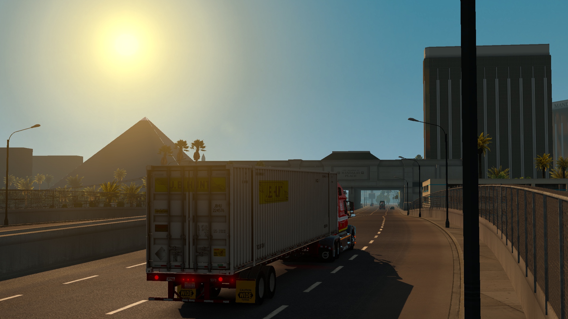 Image by LondonUnited