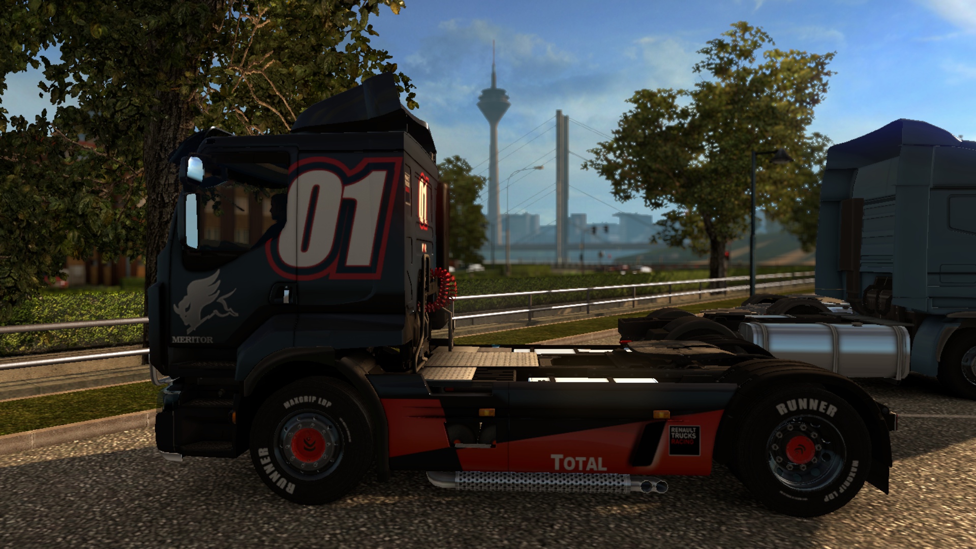 Image by RoyalOakKam