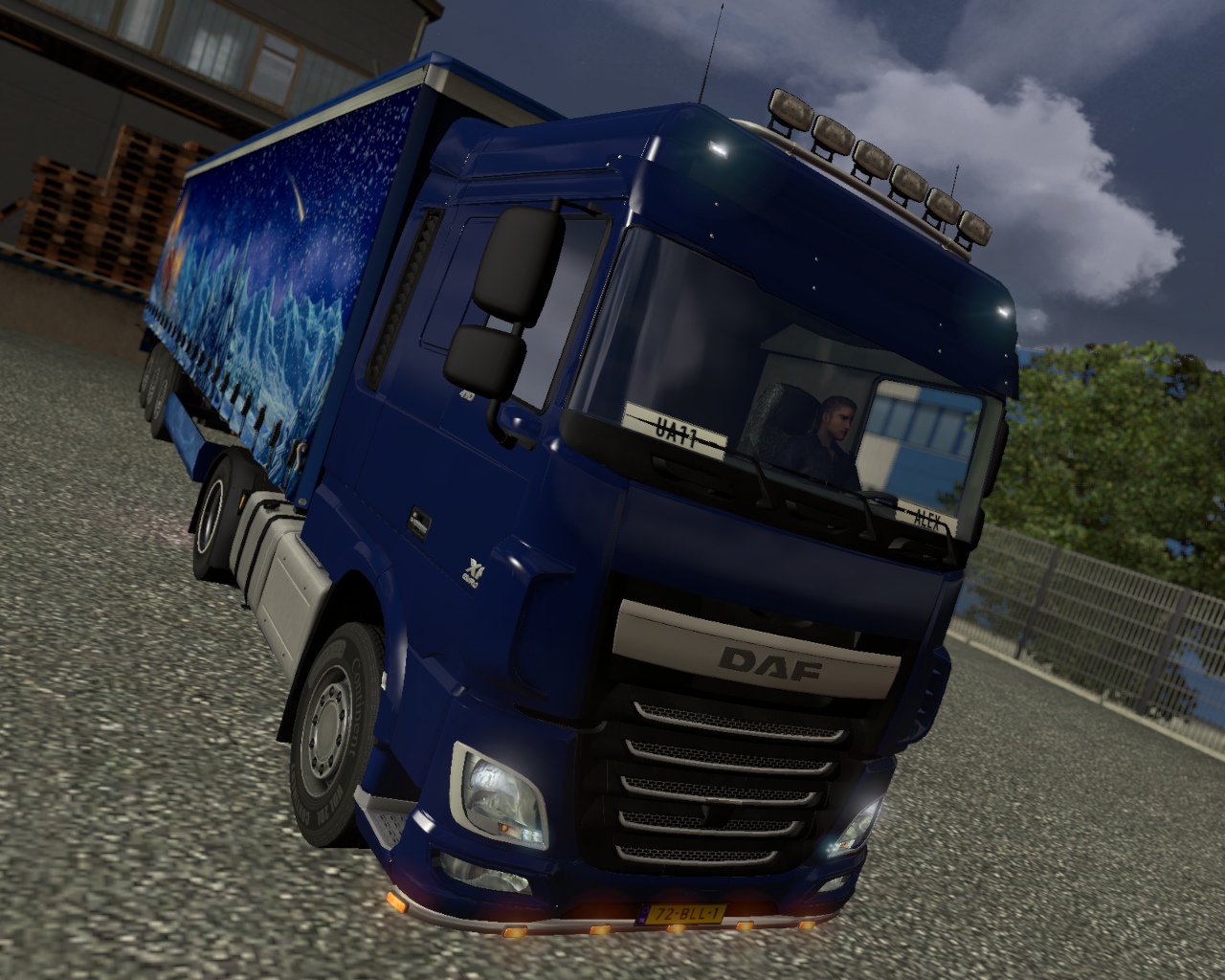 Image by SeniorSancho