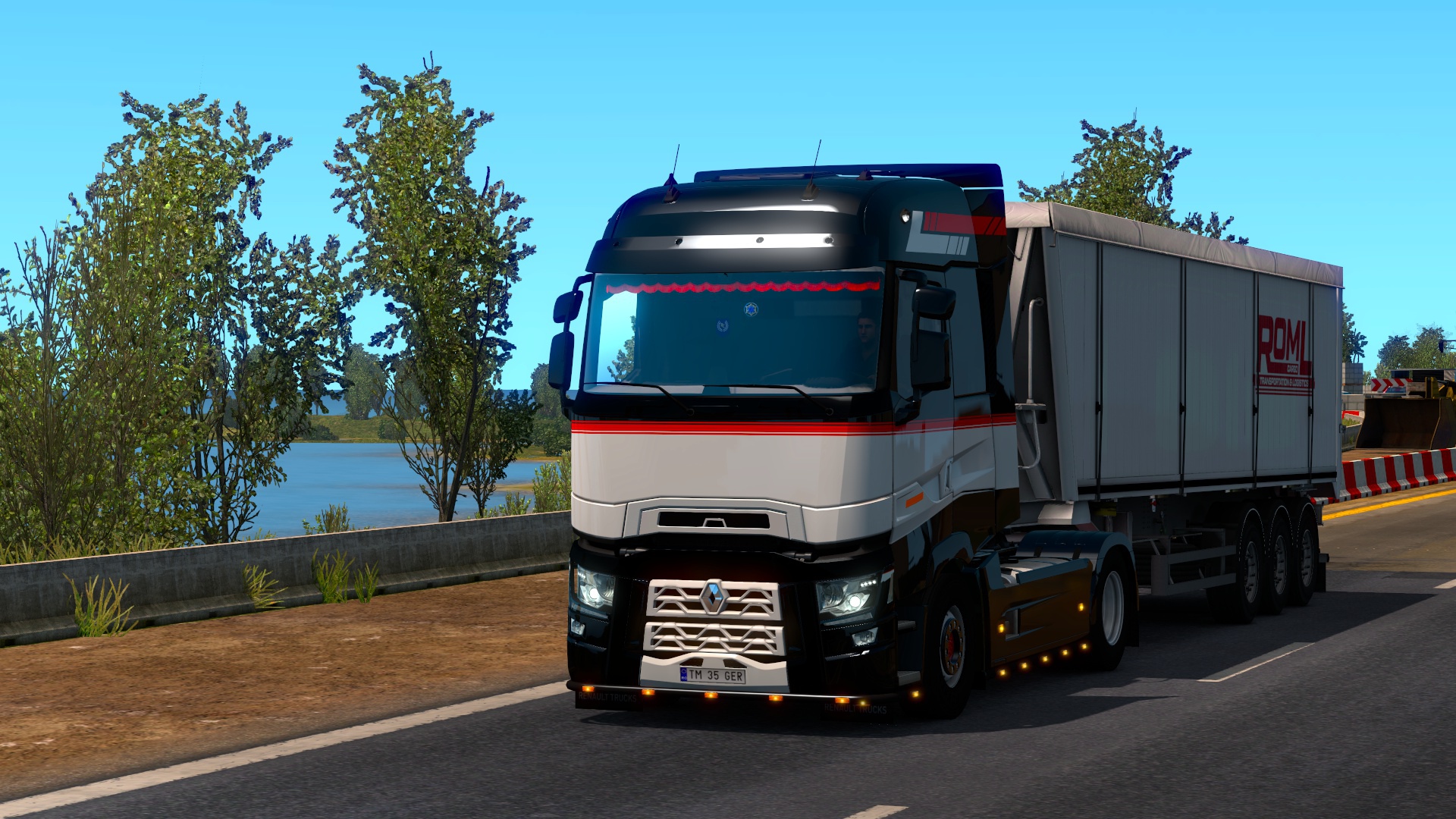 Image by VallentinRF