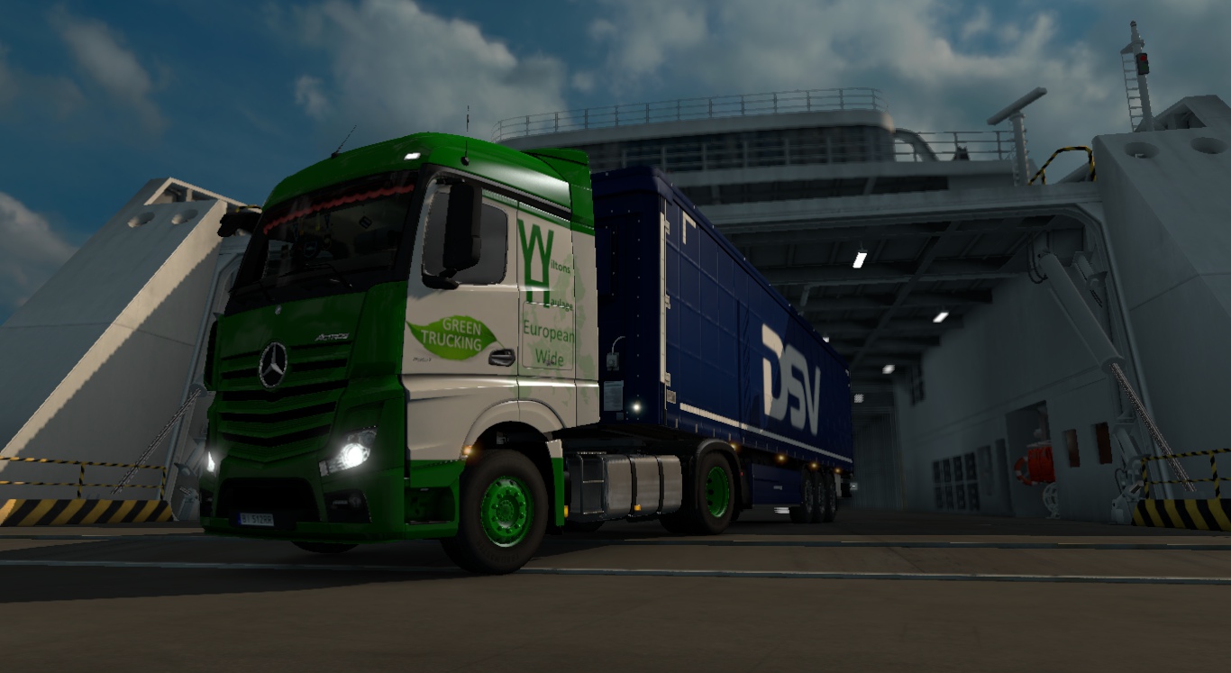 Image by danbyization