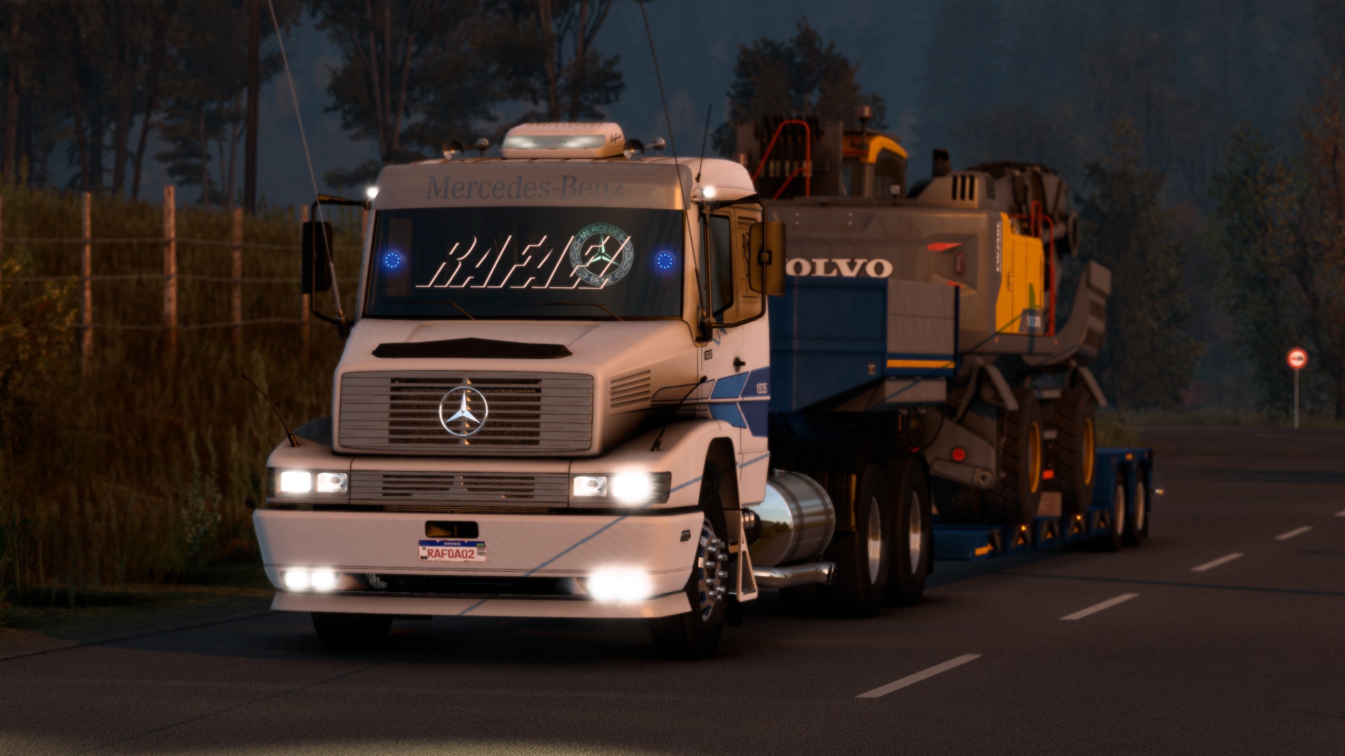 Image by RaphaelMacouly