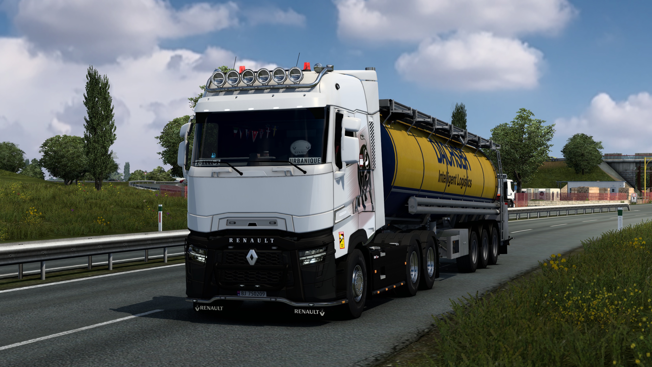 Image by urbanique75