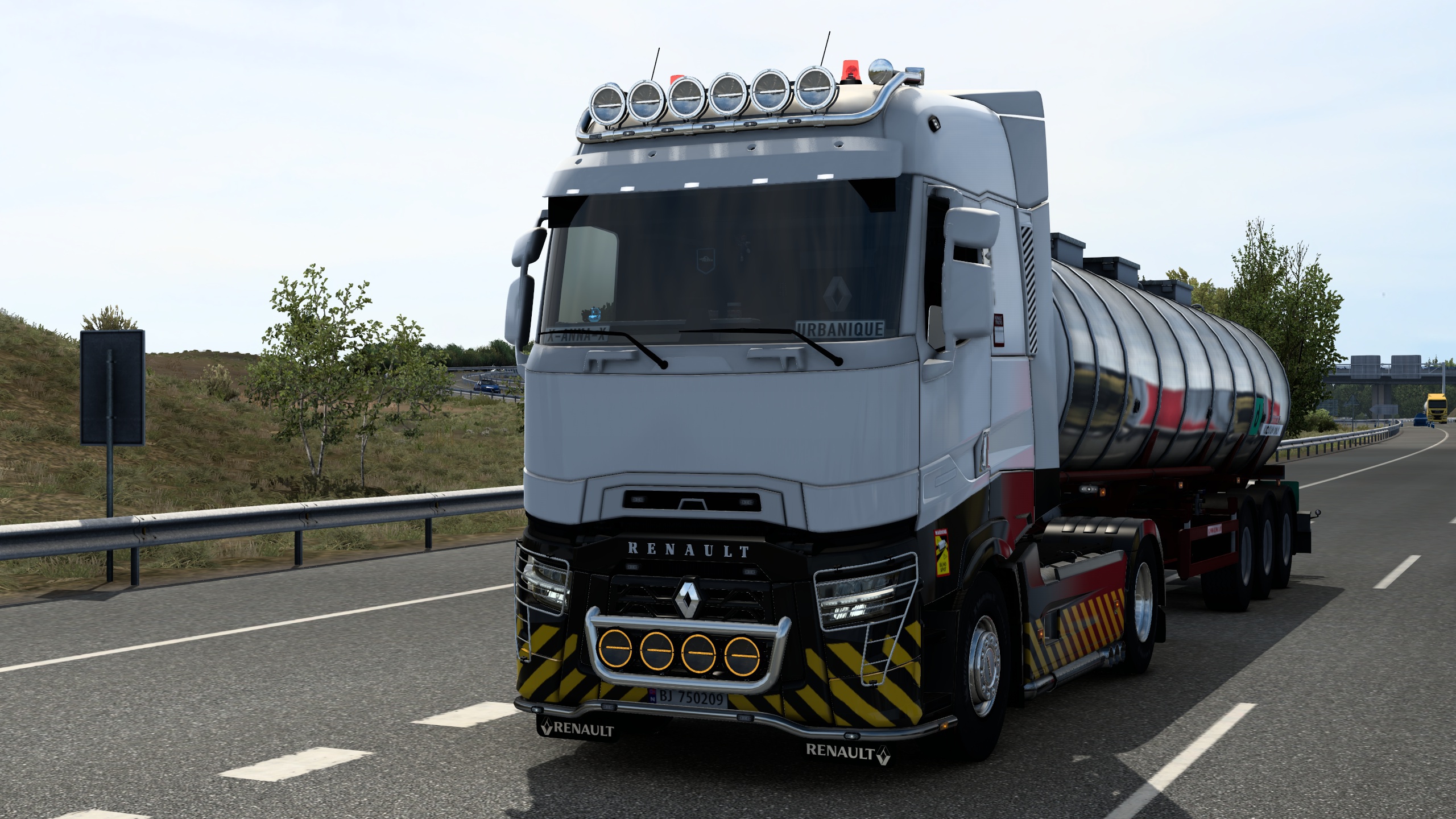 Image by urbanique75