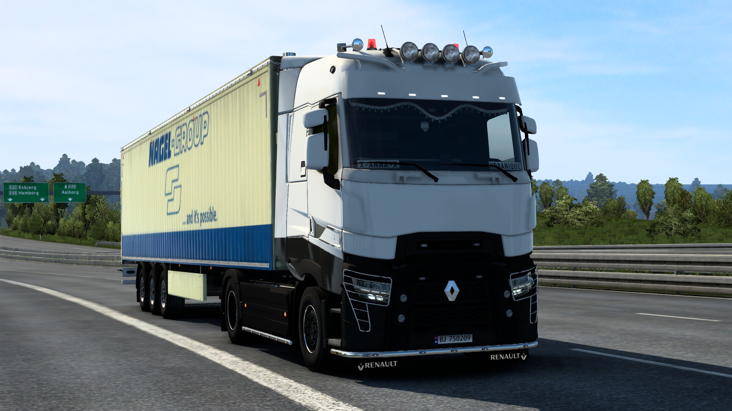 Image by urbanique75