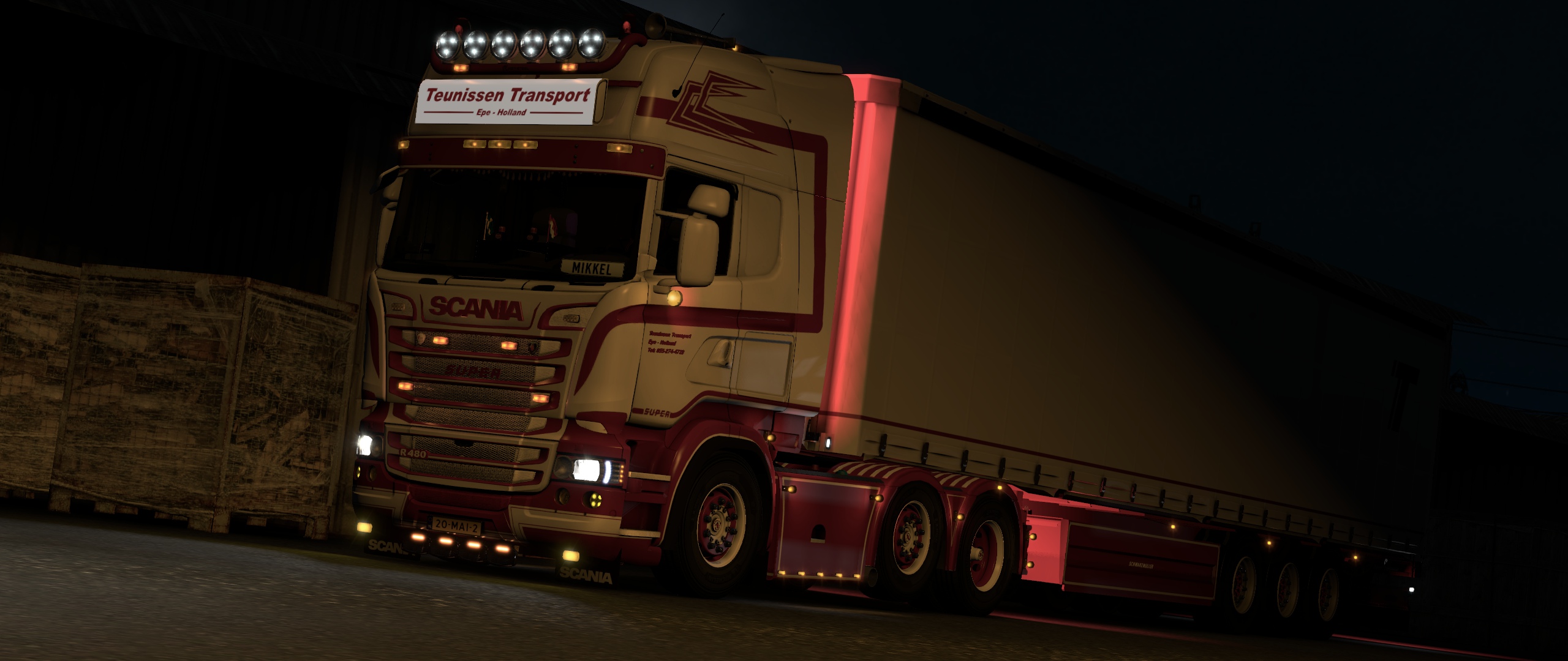 Image by MikkelSmikkel