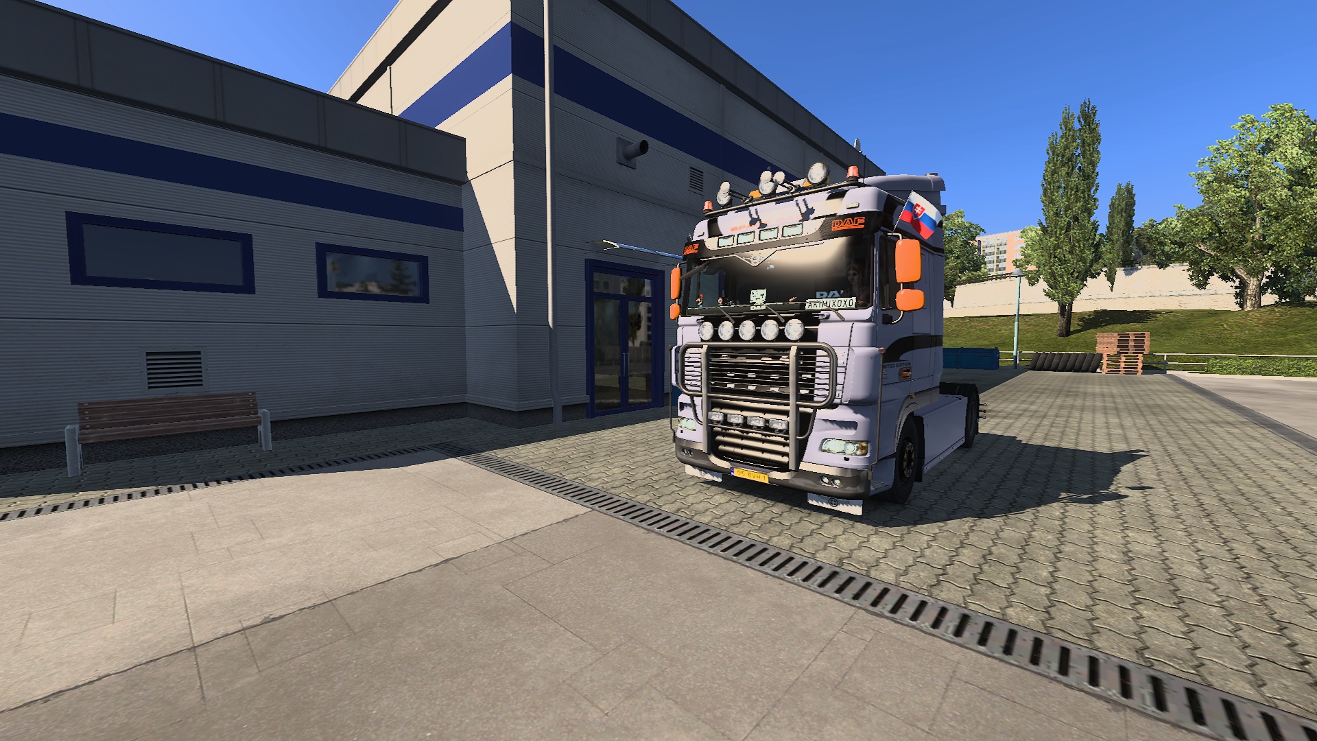 Image by akimimishimira