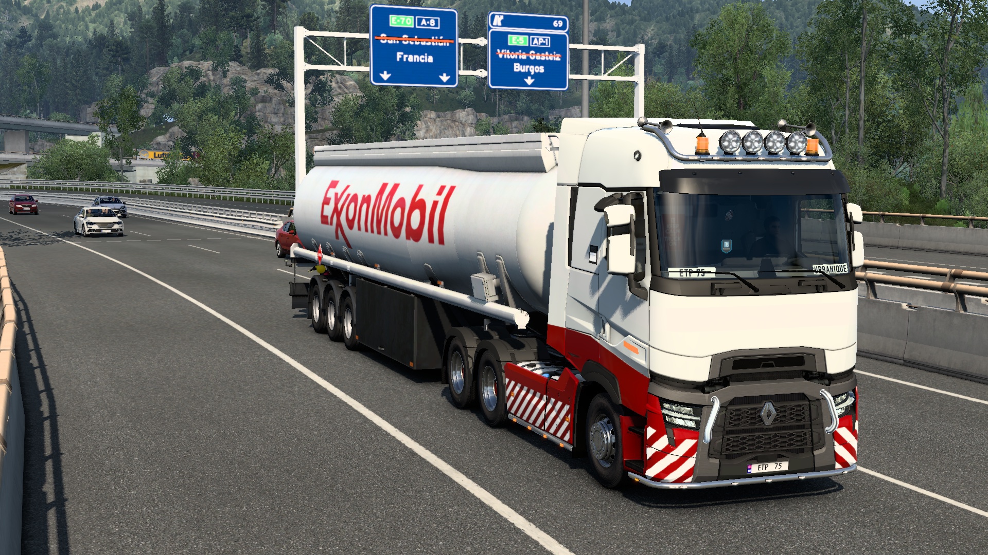 Image by urbanique75