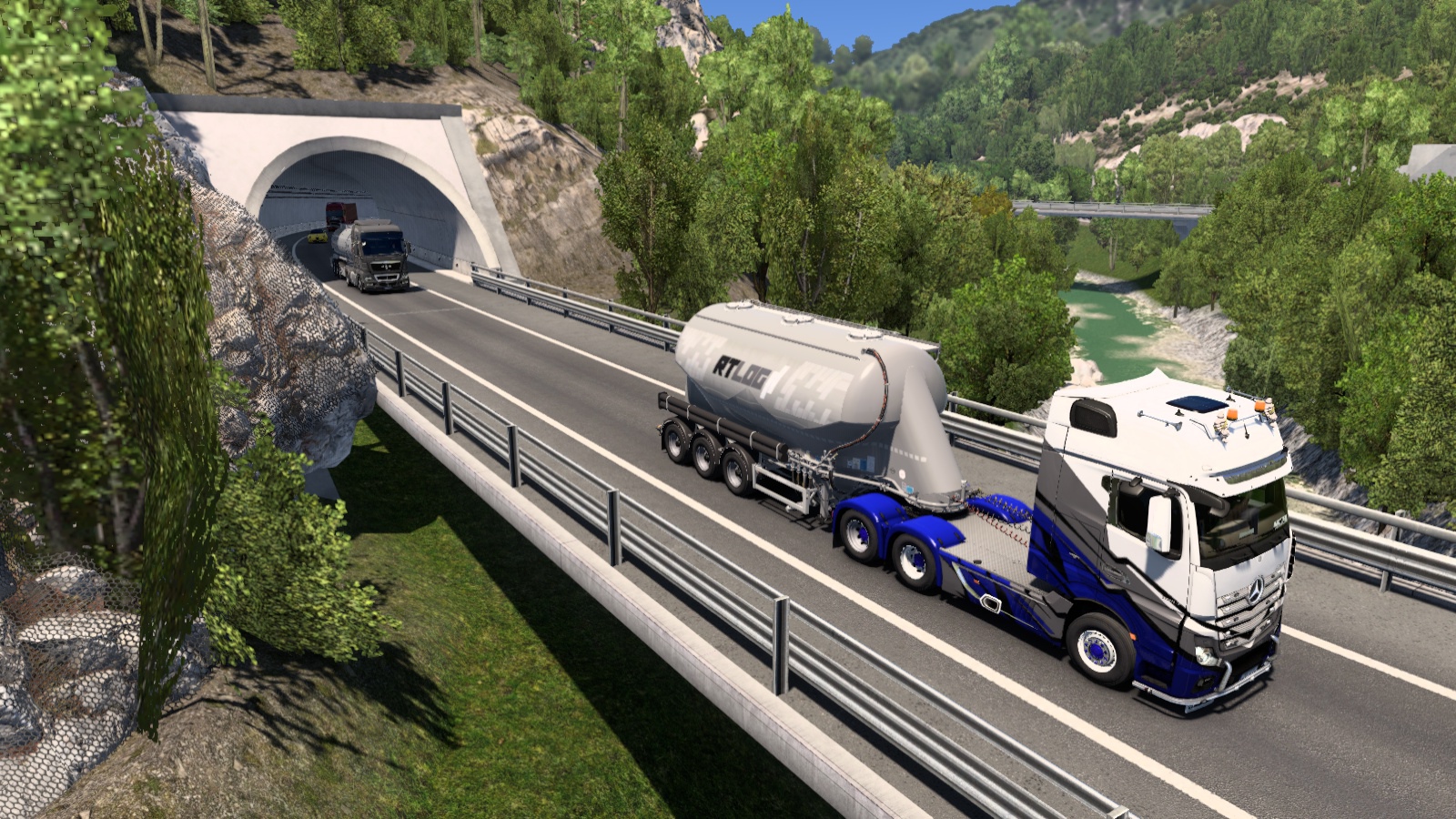 Image by thomasthamrt