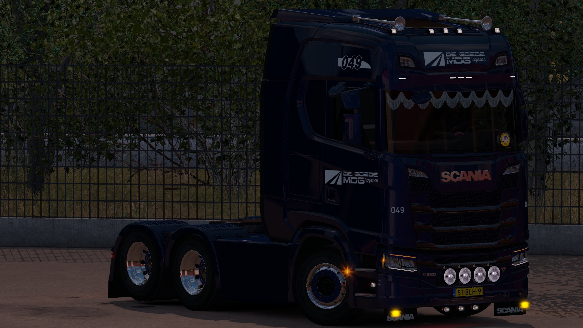 Image by justincortenbach