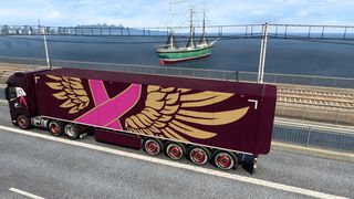 Image by superbundle