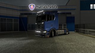 Image by jakubrolnik9