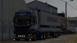 Image by justincortenbach