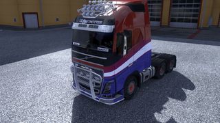 Image by constantinee