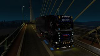 Image by alyzer69