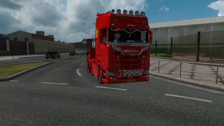 Image by aggelakis_trans