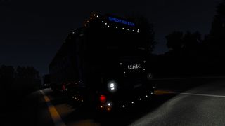 Image by Doppelhopper