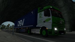 Image by danbyization