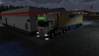 Image by actros2643