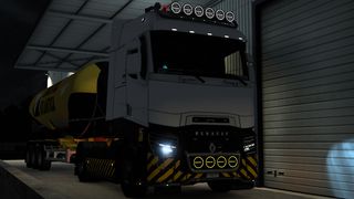 Image by urbanique75