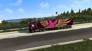 Image by superbundle