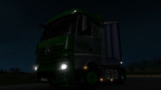 Image by danbyization