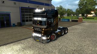 Image by LamAnd