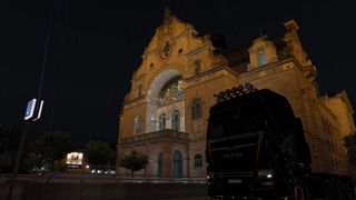 Image by wizsolution