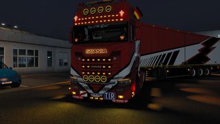 Image by xshoutitoutloudx