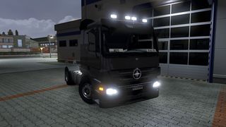 Image by mesenger00