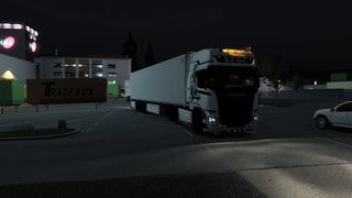 Image by WillieWasbeer