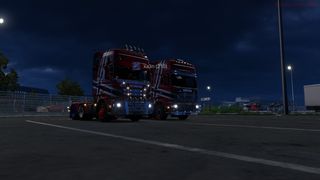 Image by andjen08