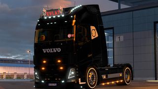 Image by yusuffyeter_